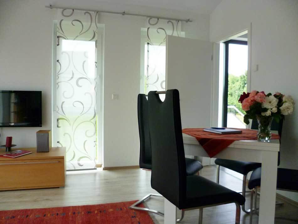 Ferienwohnung Am Bienenfeld Эттенхайм Номер фото